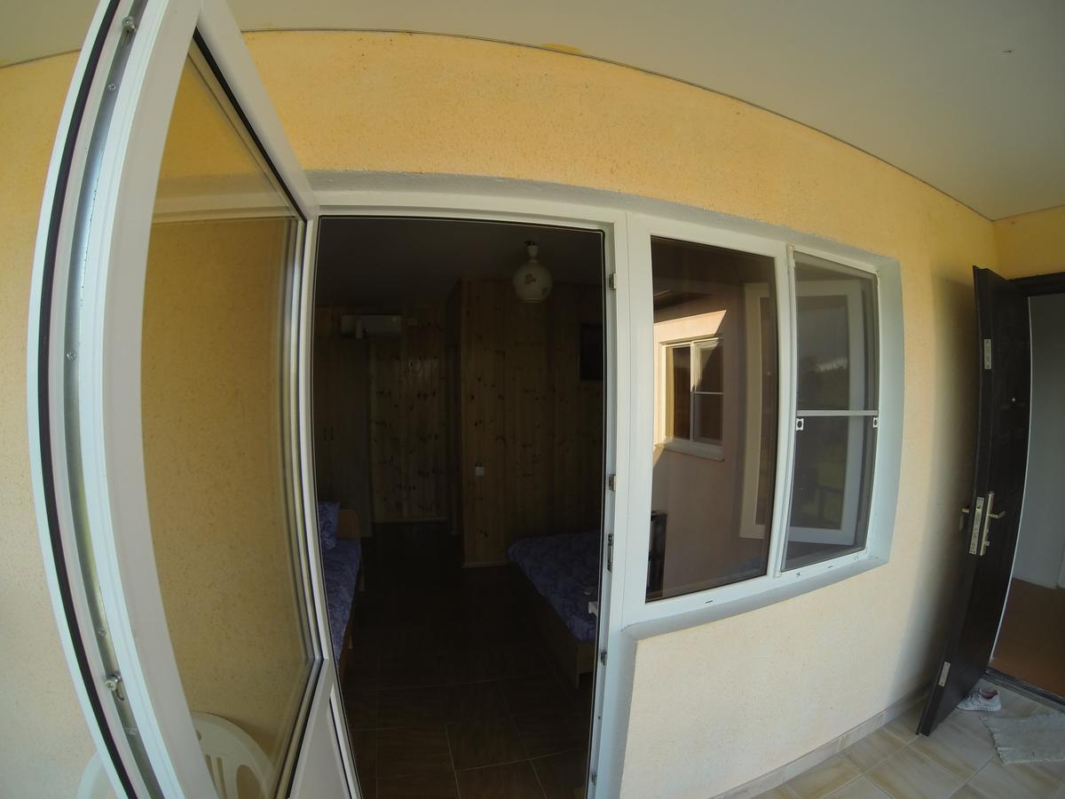 Guest House On Sayat-Nova 7A Alakhadzi Екстер'єр фото